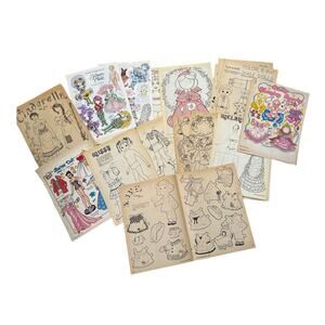 Reader Magazine Assorted Collection of Paper Doll, Dolls, Clothing, Hats  1982